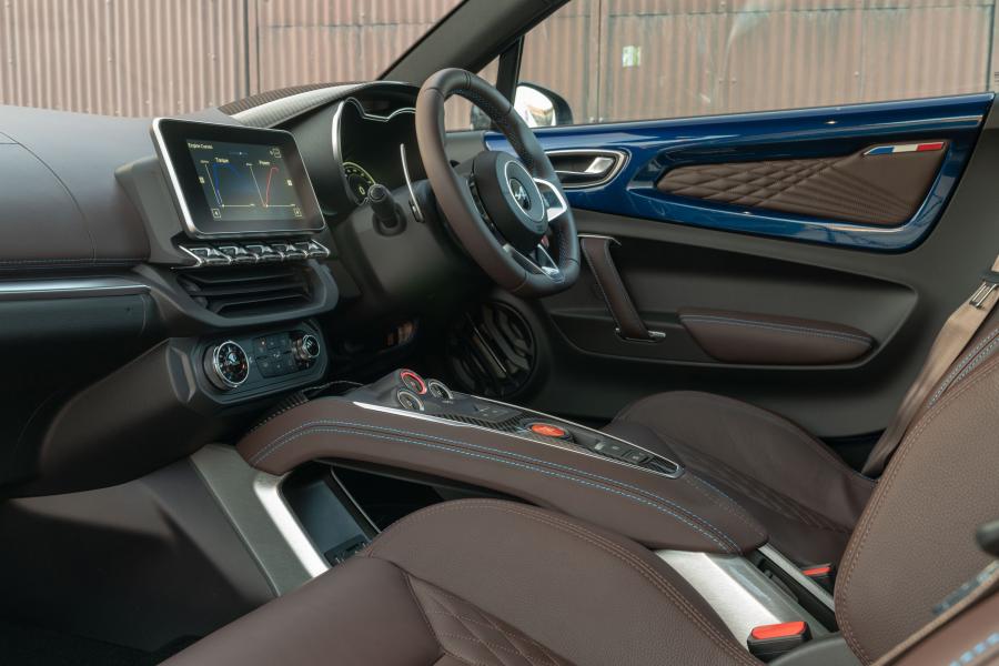 Интерьер Alpine A110 Legende 2018 года  (UK) (фото 12 из 40)